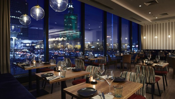 Floor No2 Restaurant z tapetami Muraspec 