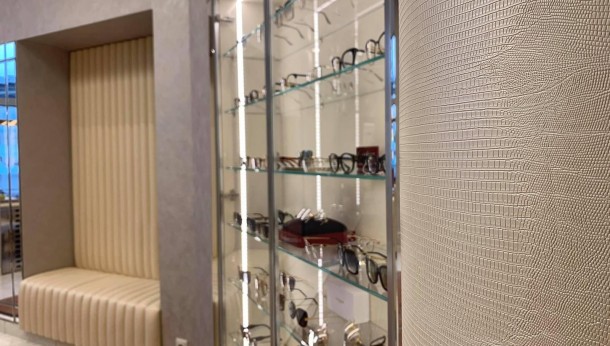 Tapety Muraspec w salonie Optyk Trzaska