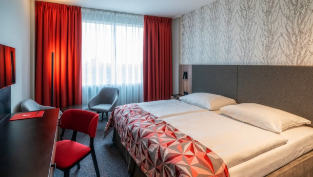 Indywidualne wzory tapet Muraspec w Hotelu HP Park Plaza Wrocław