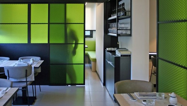 Panele HEXABEN Bencore w restauracji Yasumi
